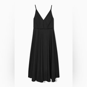 COS V NECK MIDI DRESS